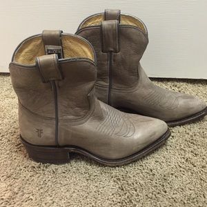 Frye billy short boots